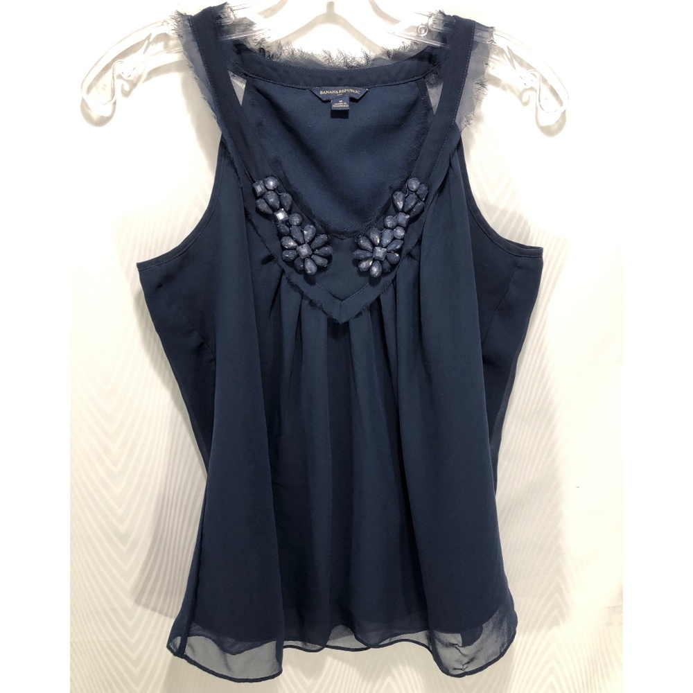 Banana Republic Navy Blue V-neck Tank. Sz M.